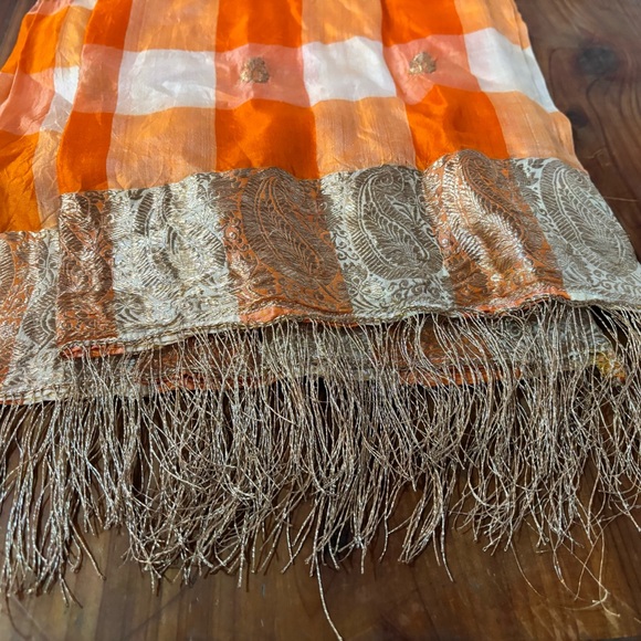 🧡🧡Orange and White Checkered Scarf🧡🧡 - Picture 5 of 5